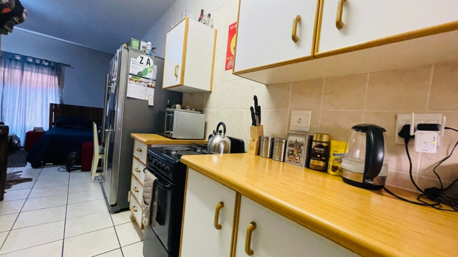 1 Bedroom Property for Sale in Dassie Rand North West